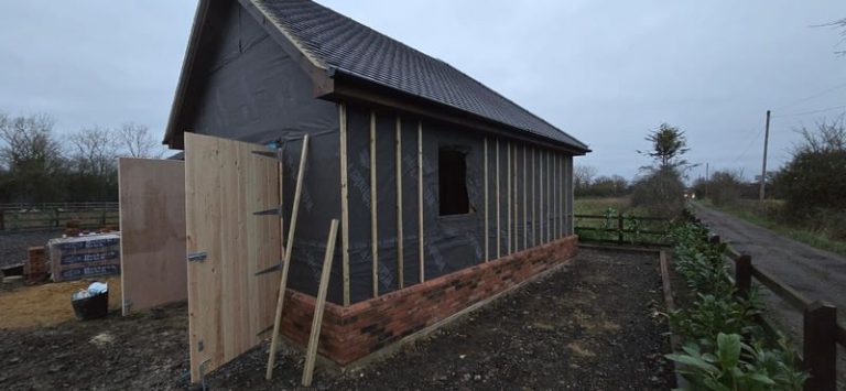 new build stable block essex 27