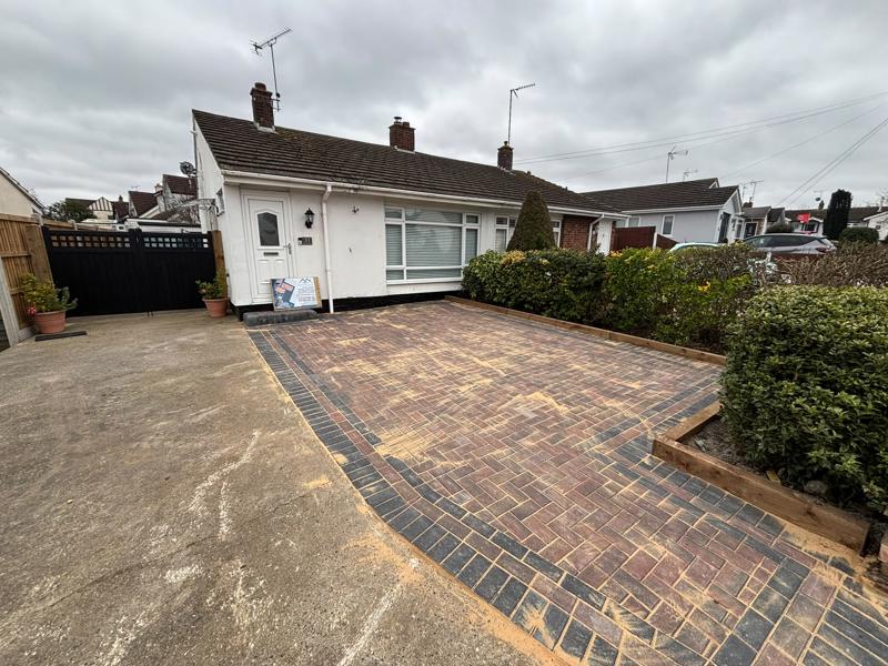 block paved driveway in benfleet 17